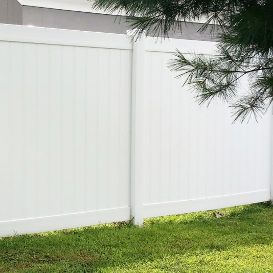 Durables 4' High Ashforth Vinyl Privacy Fence (White)